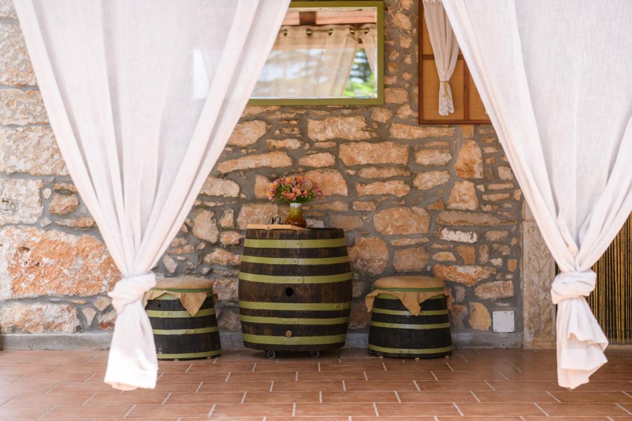 Rustic Istrian House Varesco Krnica Exterior photo