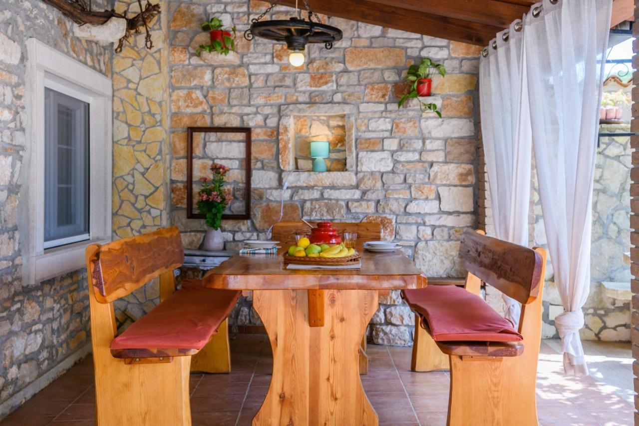Rustic Istrian House Varesco Krnica Exterior photo