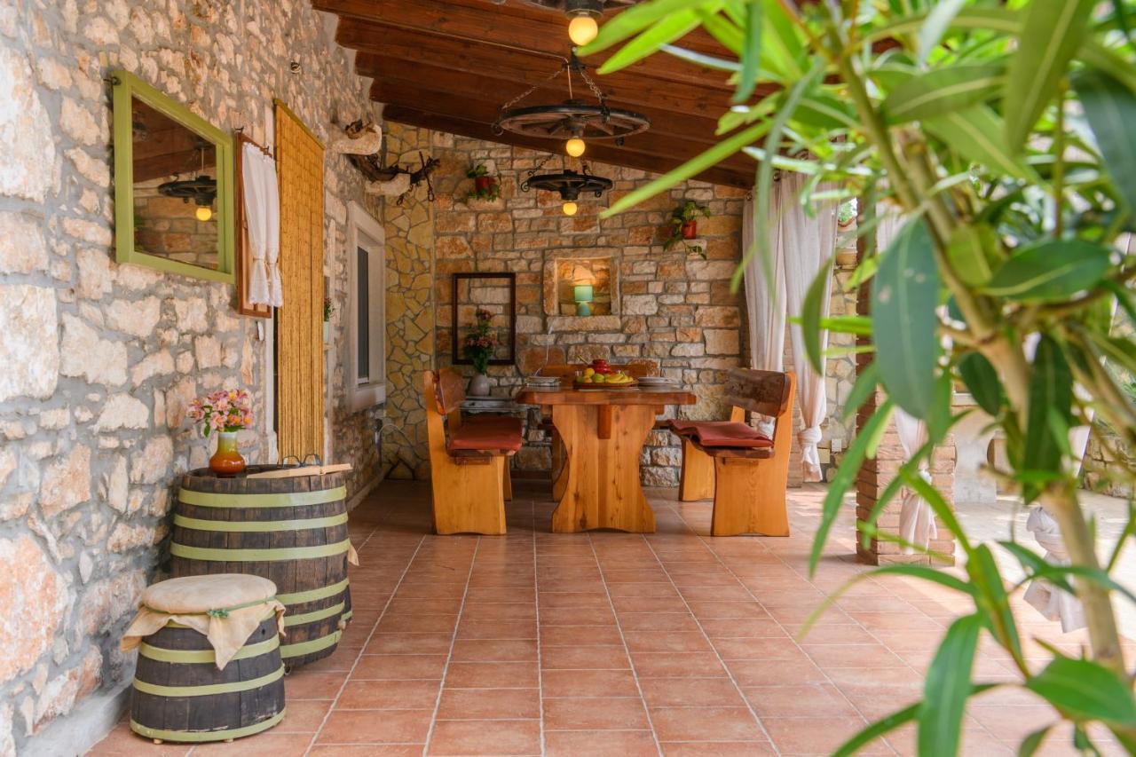 Rustic Istrian House Varesco Krnica Exterior photo